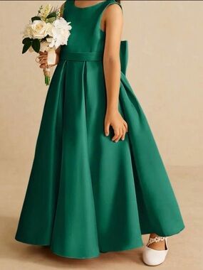 Azazie Emerald Green Girls' Formal Gown